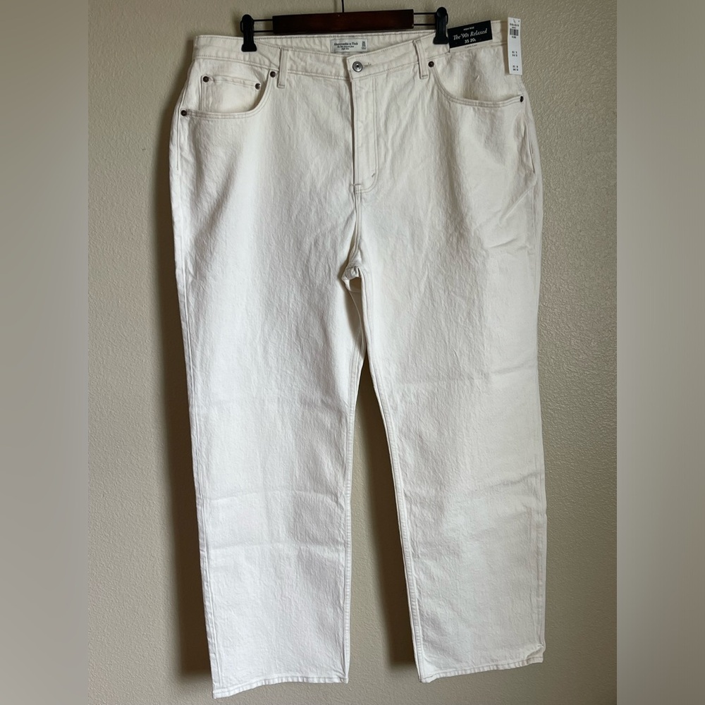 Curve Love High Rise 90s Relaxed Jean